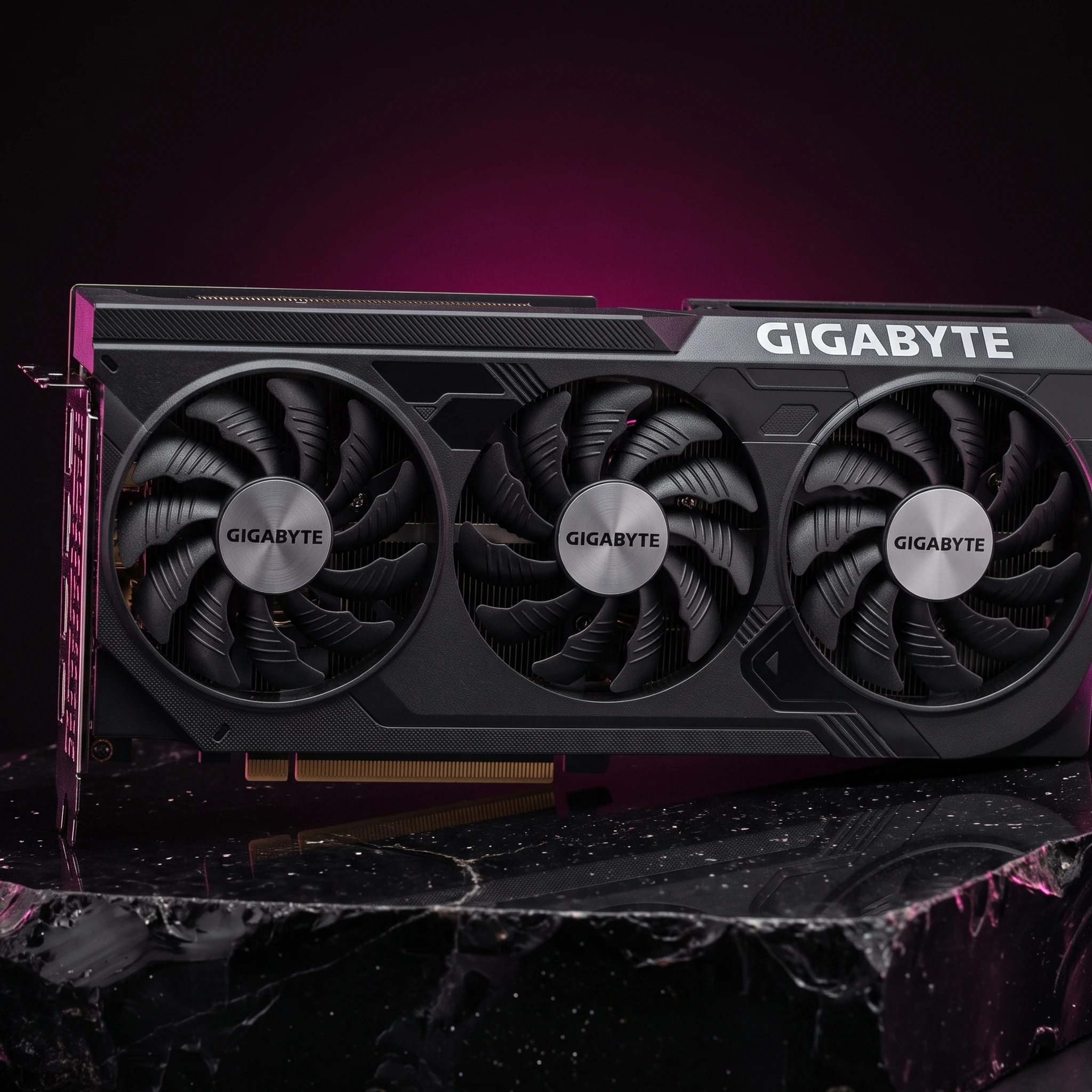 Gigabyte WINDFORCE RTX 4070 (12 GB) — Graphics Cards